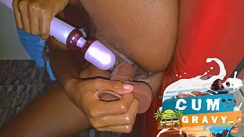 播放 在我的午休时间玩我的猫