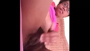 play Hermosa caribeña se masturba para ti - mira la parte 2 en ilovefemalemasturbation.com