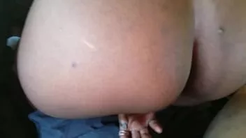 Reproduzir Fodendo essa garota de bunda grande que conheci no dólar da família lol