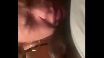play Estrela pornográfica amadora compartilhada com um amigo