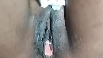 تشغيل Cyndy blackslave - حلق كس المقربة ،