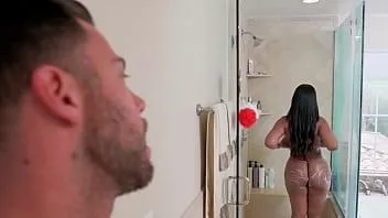 play Bangbros - biraz esmer şeker arayan seth kumar, onu kıvrımlı abanoz muamelesi şeklinde bulur aryana adin